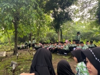 MTs Mafatihul Huda Padakaton Gelar Ziarah Makam Syaikh Maulana Mimbar