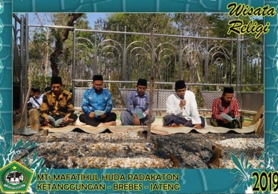 Outing class to Prambanan 